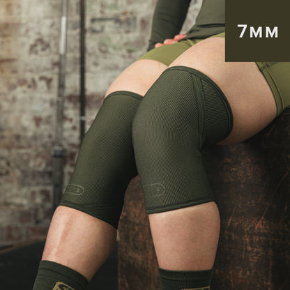 Resolve Powerlifting Knee Sleeves